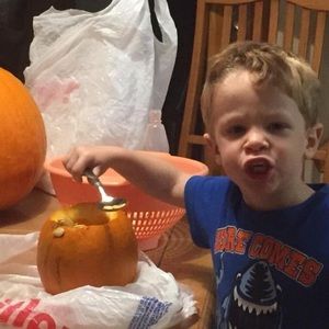 Meet your Posher, Carey